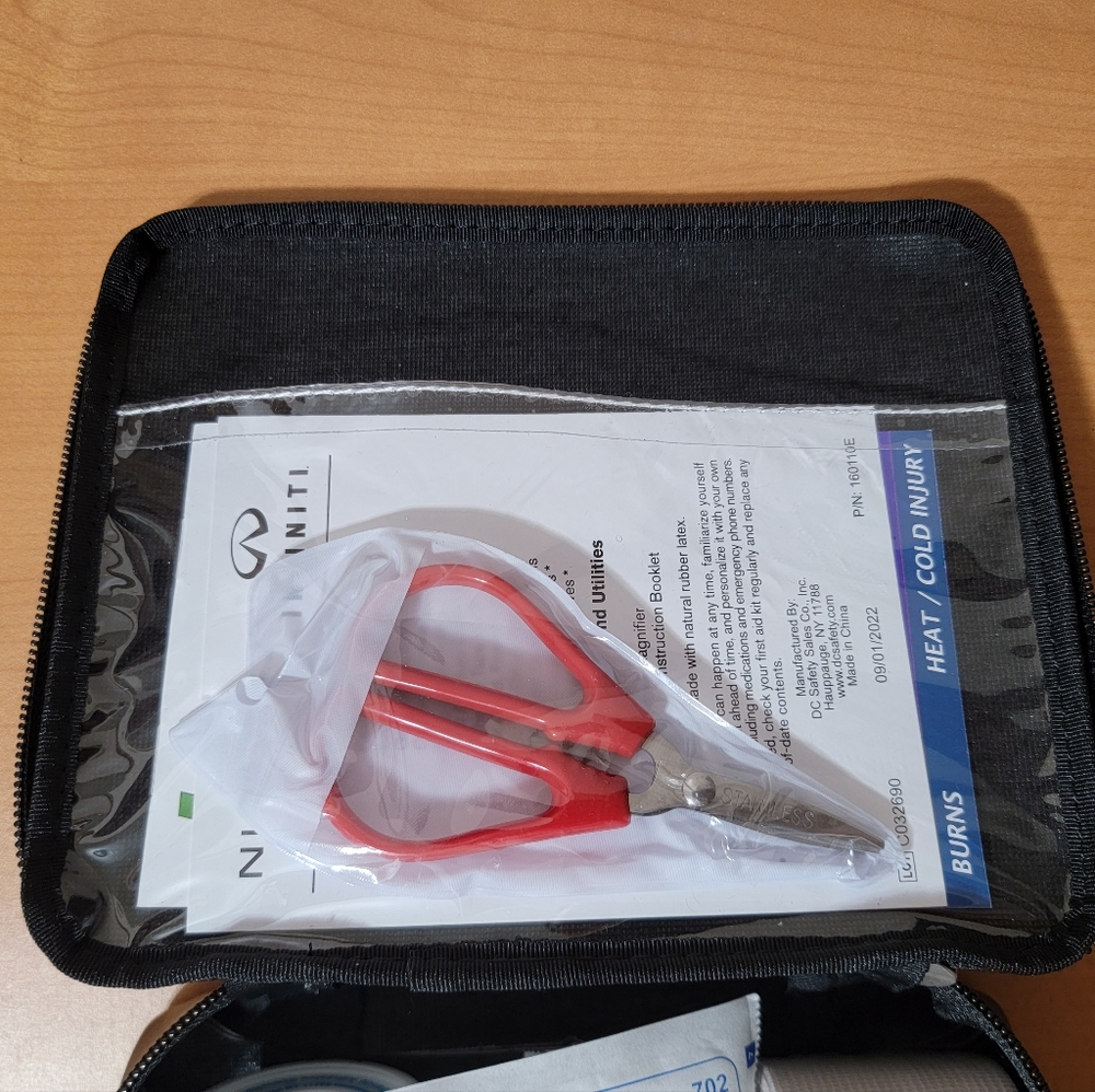 Nissan First Aid Kit - Picture 3 of 9